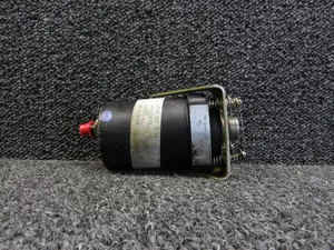 MS28005-3 (Alt: ST-4H) Gates Learjet Oil Pressure Transmitter with Bracket